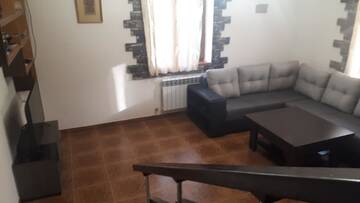 Фото номера Дом с 2 спальнями Виллы Dinadav house г. Гарни 8