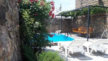 Фото номера Дом с 2 спальнями Виллы Dinadav house г. Гарни 75